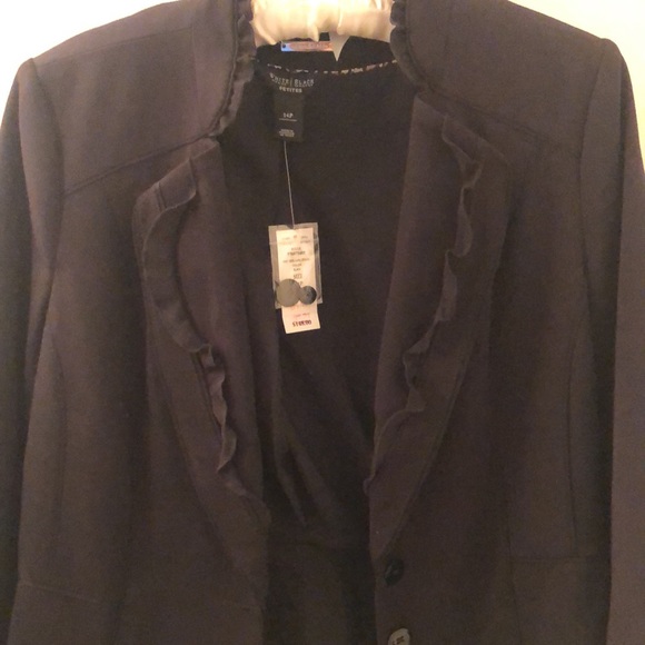 NWT White House Black Market. WHBM ruffled jacket size 14 Petite - Picture 3 of 5